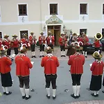 Kleine Отель Лизинг
