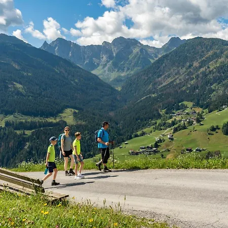 ホテル Kleine Liesing